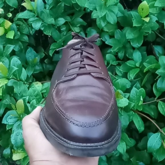 Kenneth Cole Vintage Italian Made Leather Oxfords main image 10